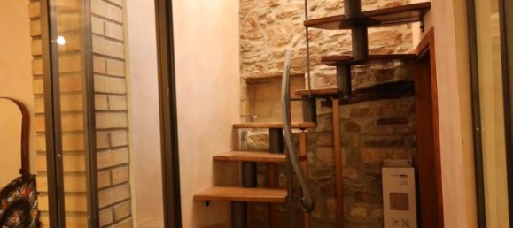 Дом с 5 спальнями в Фрозолоне, Италия № 255941 19