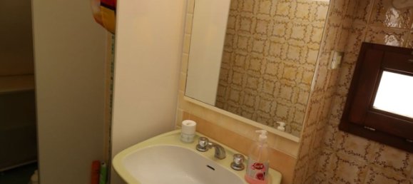 Дом с 5 спальнями в Фрозолоне, Италия № 255941 23