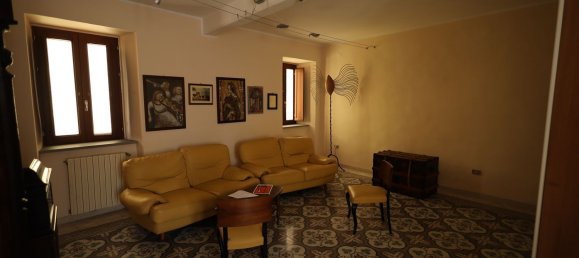 Дом с 5 спальнями в Фрозолоне, Италия № 255941 26