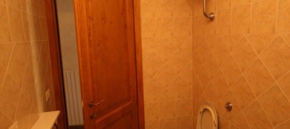 Дом с 5 спальнями в Фрозолоне, Италия № 255941 13