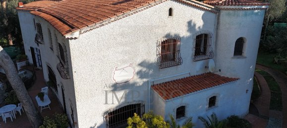Villa de 32 divisões em Bordighera, Italy N.º 108598 26