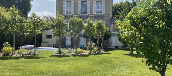 6 bedrooms House in Troyes, France No. 213768 3