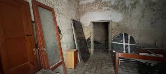 Дом с 3 спальнями в Куадрелле, Италия № 381789 12