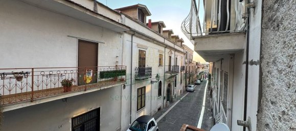 Дом с 3 спальнями в Куадрелле, Италия № 381789 16