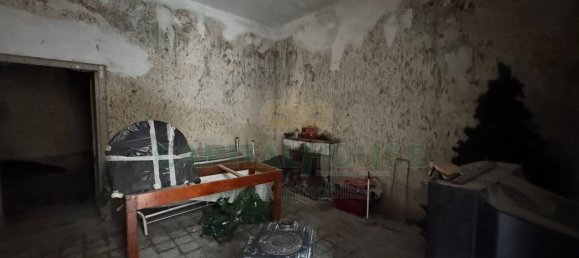 Дом с 3 спальнями в Куадрелле, Италия № 381789 6