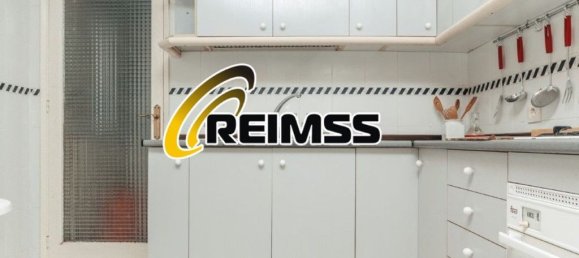 Apartamento de 3 dormitorios en Blanes, Spain No. 184043 6