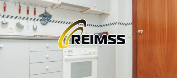 Apartamento de 3 dormitorios en Blanes, Spain No. 184043 5