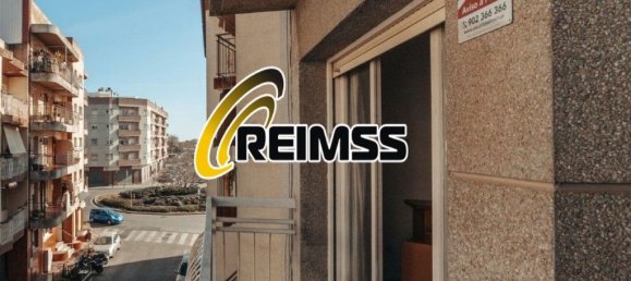 Apartamento de 3 dormitorios en Blanes, Spain No. 184043 10