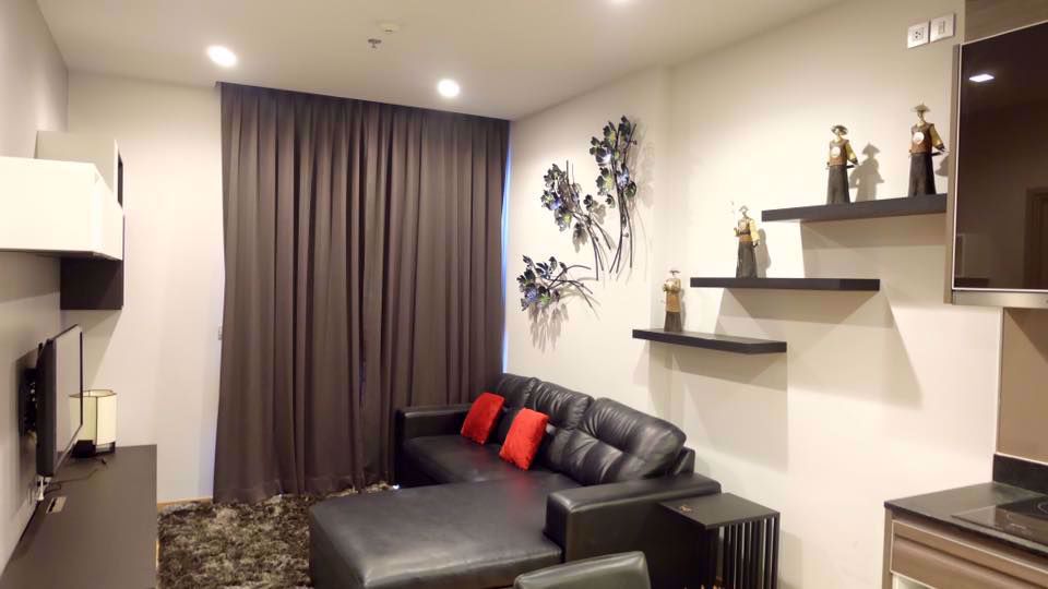 Apartamento com 1 quarto em condomínio em Khlong Toei, Thailand N.º 9613