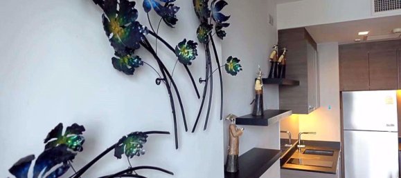 Apartamento com 1 quarto em condomínio em Khlong Toei, Thailand N.º 9613 5