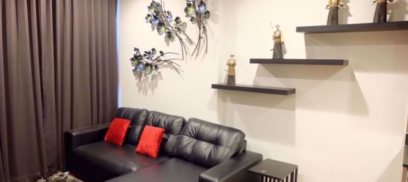 Apartamento com 1 quarto em condomínio em Khlong Toei, Thailand N.º 9613 2