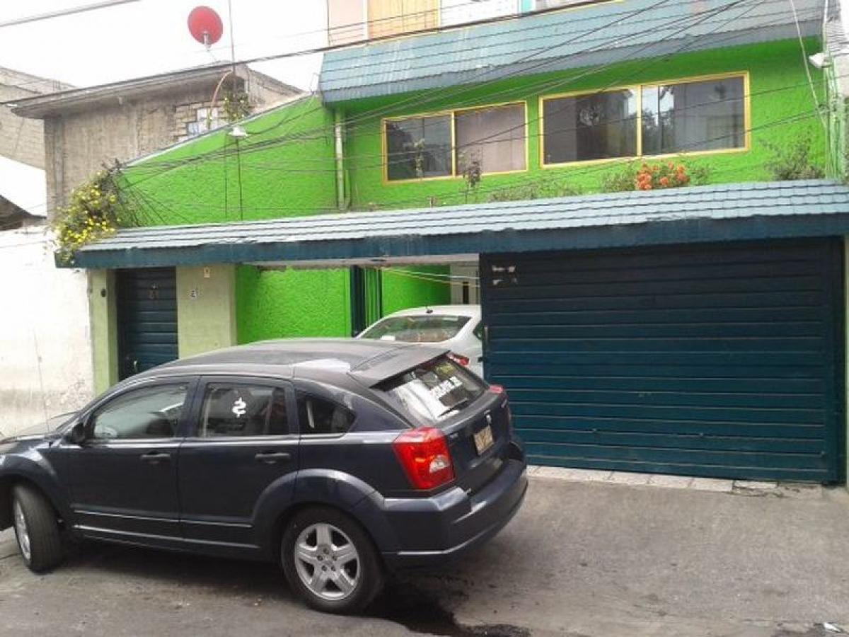 Casa de 4 dormitorios en Mexicali, Mexico No. 169012