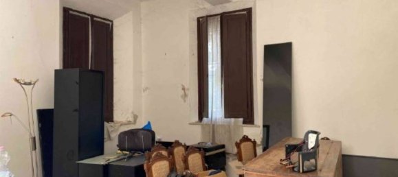 3 bedrooms Apartment in Ferrara, Italy No. 19564 7