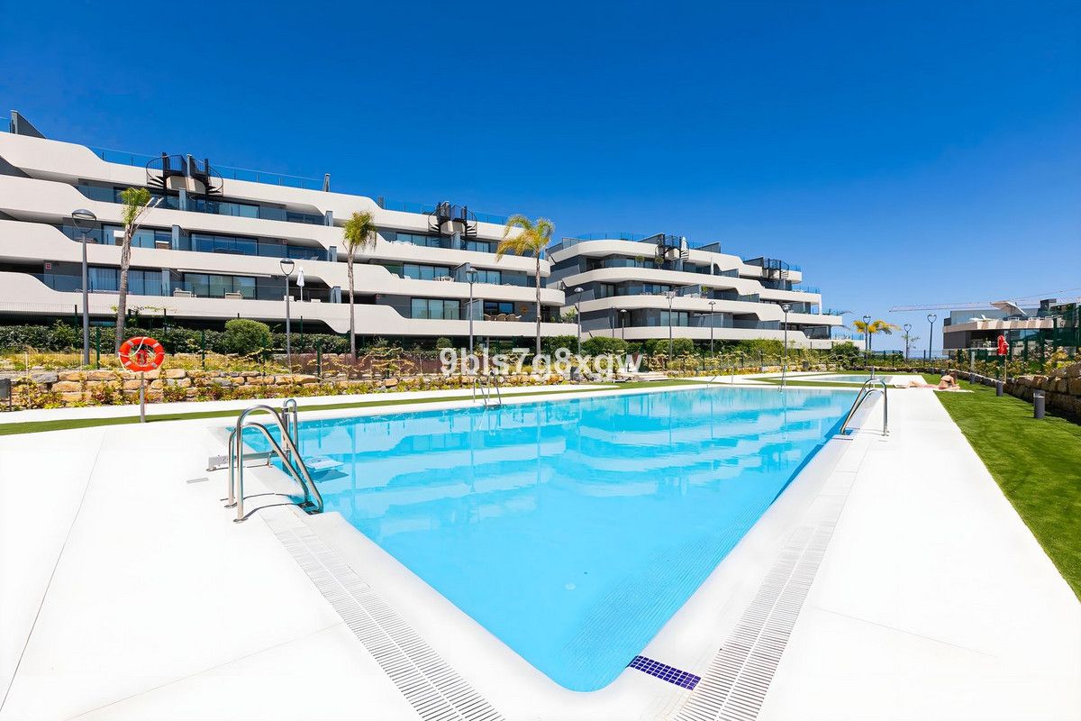 3 غرف نوم شقة في Estepona, Spain رقم 140761