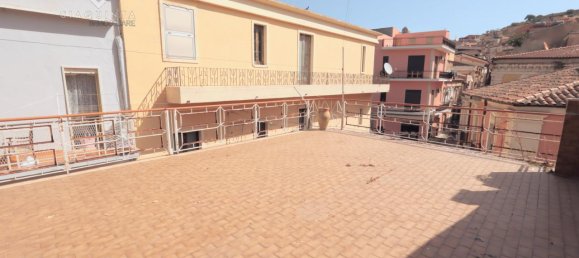 3غرفة منزل في Palagonia, Italy رقم 236468 31