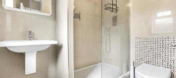 5 bedrooms House in Cockfosters, United Kingdom No. 6621 24