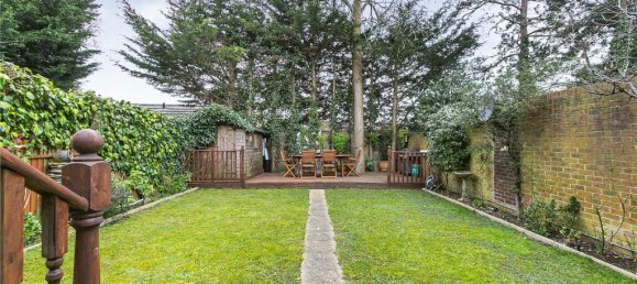 5 bedrooms House in Cockfosters, United Kingdom No. 6621 29