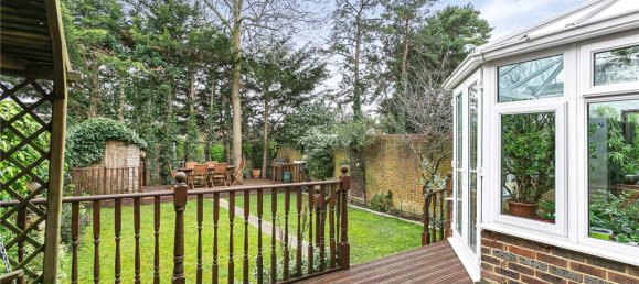 5 bedrooms House in Cockfosters, United Kingdom No. 6621 27