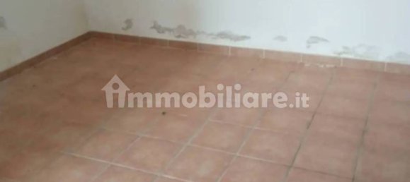 1-salle Propriété commerciale à Vittoria, Italy No. 84232 8