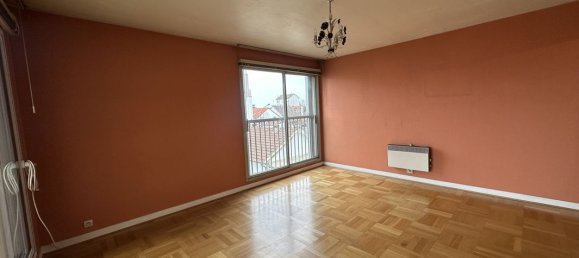 2 bedrooms Apartment in Champigny-sur-Marne, France No. 148601 2