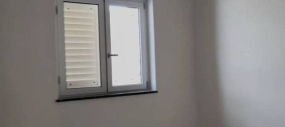 3 bedrooms Apartment in Parete, Italy No. 259467 4