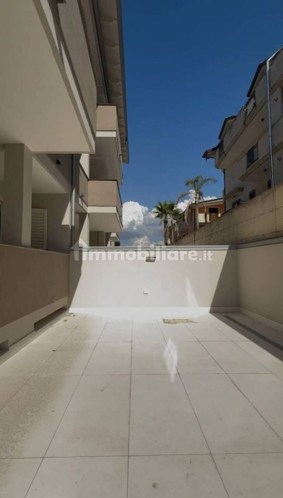 3 bedrooms Apartment in Parete, Italy No. 259467