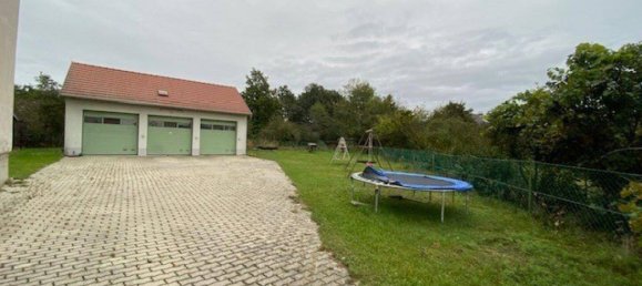 Apartamento de 4 habitaciónes en Bernhardsthal, Austria No. 170031 12