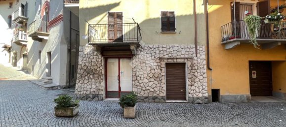 2 bedrooms Apartment in Revello, Italy No. 322143 3