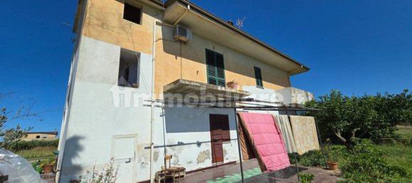 3 bedrooms Apartment in Lamezia Terme, Italy No. 288773 4