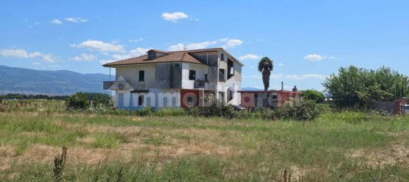 3 bedrooms Apartment in Lamezia Terme, Italy No. 288773 7