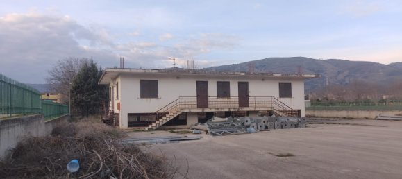 عقار تجاري في San Felice a Cancello, Italy 5000متر مربع رقم 109656 8