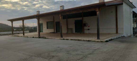 عقار تجاري في San Felice a Cancello, Italy 5000متر مربع رقم 109656 2