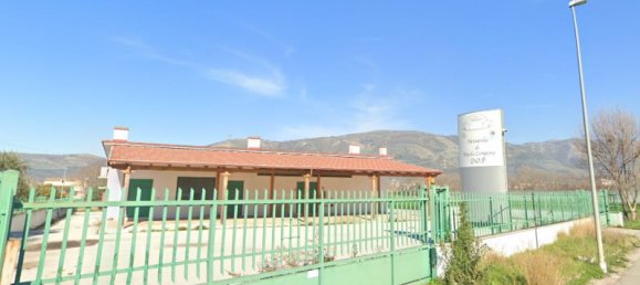 عقار تجاري في San Felice a Cancello, Italy 5000متر مربع رقم 109656 11