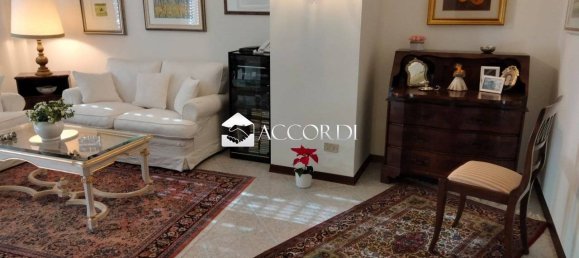 3 Schlafzimmer Haus in Conegliano, Italy, Nr. 278300 2