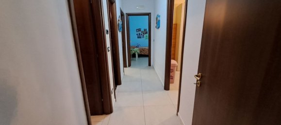Apartamento de 3 dormitorios en Augusta, Italy No. 59096 9