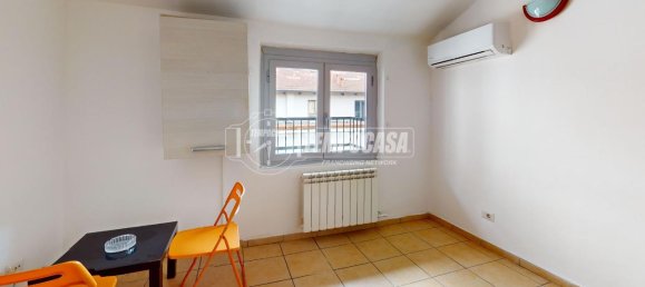 2 rooms Apartment in Milan, Italy No. 242675 9