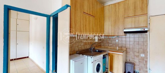 2 rooms Apartment in Milan, Italy No. 242675 8