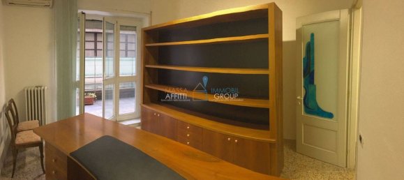 4 rooms Office in Massa, Italy No. 83058 6