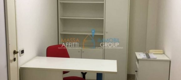 4 rooms Office in Massa, Italy No. 83058 4