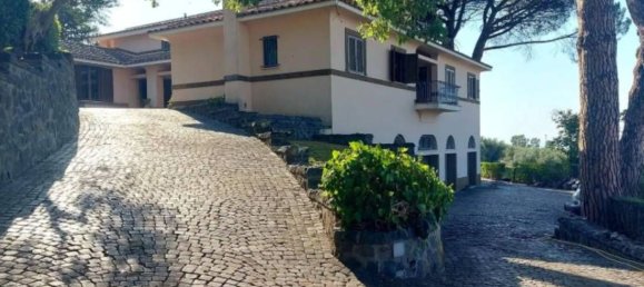 Villa de 7 habitaciónes en Frascati, Italy No. 300718 4