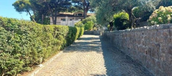 Villa de 7 habitaciónes en Frascati, Italy No. 300718 8