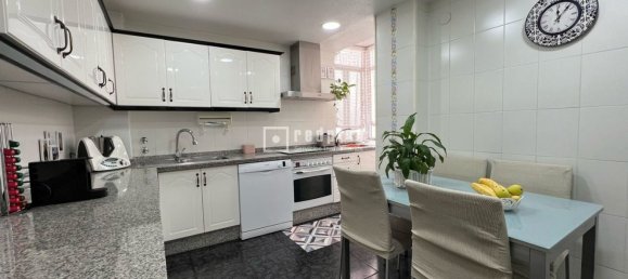 4 bedrooms Apartment in Cordoba, Spain No. 160864 8