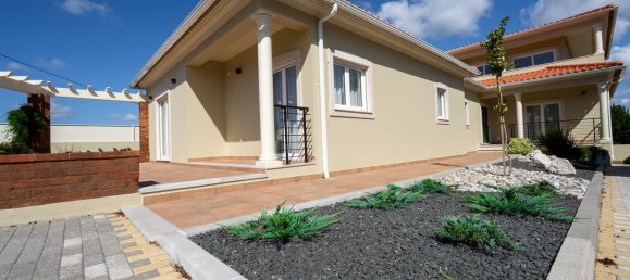 4 غرف نوم منزل في Marinha Grande, Portugal رقم 137802 31