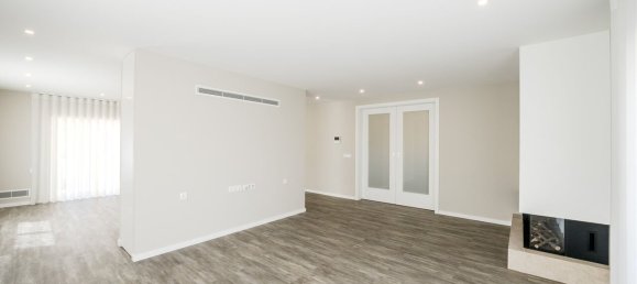 4 غرف نوم منزل في Marinha Grande, Portugal رقم 137802 37