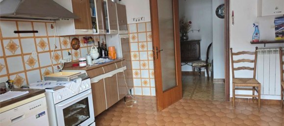 Apartamento de 3 divisões em Serra Riccò, Italy N.º 39239 5
