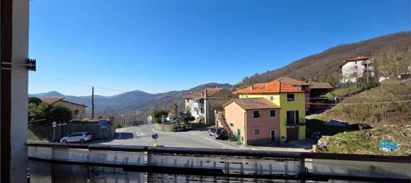 Apartamento de 3 divisões em Serra Riccò, Italy N.º 39239 2