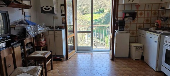 Apartamento de 3 divisões em Serra Riccò, Italy N.º 39239 4