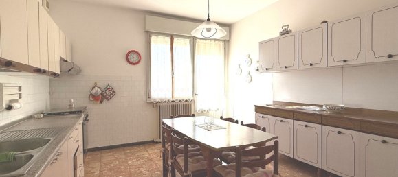 6 rooms House in Udine, Italy No. 43749 3