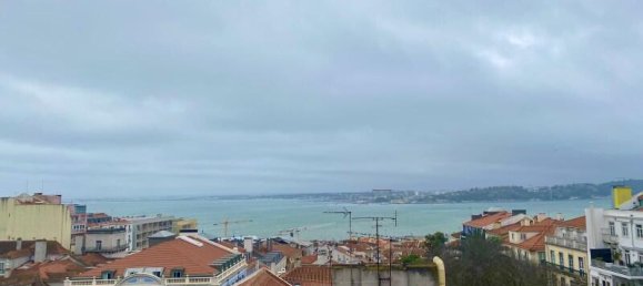 3 bedrooms Duplex in Lisbon, Portugal No. 134553 20