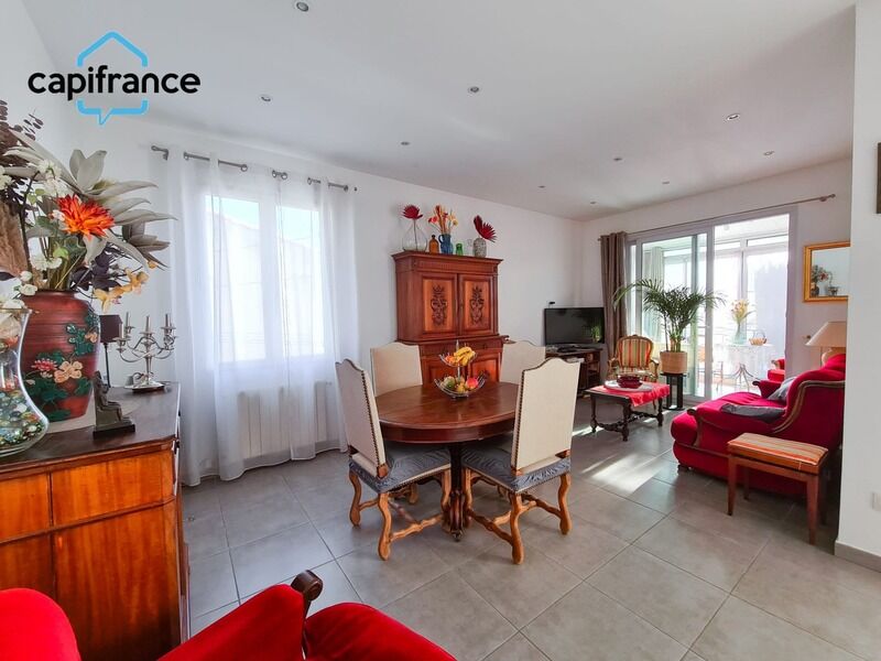 2 غرف نوم منزل في Marseille, France رقم 327484